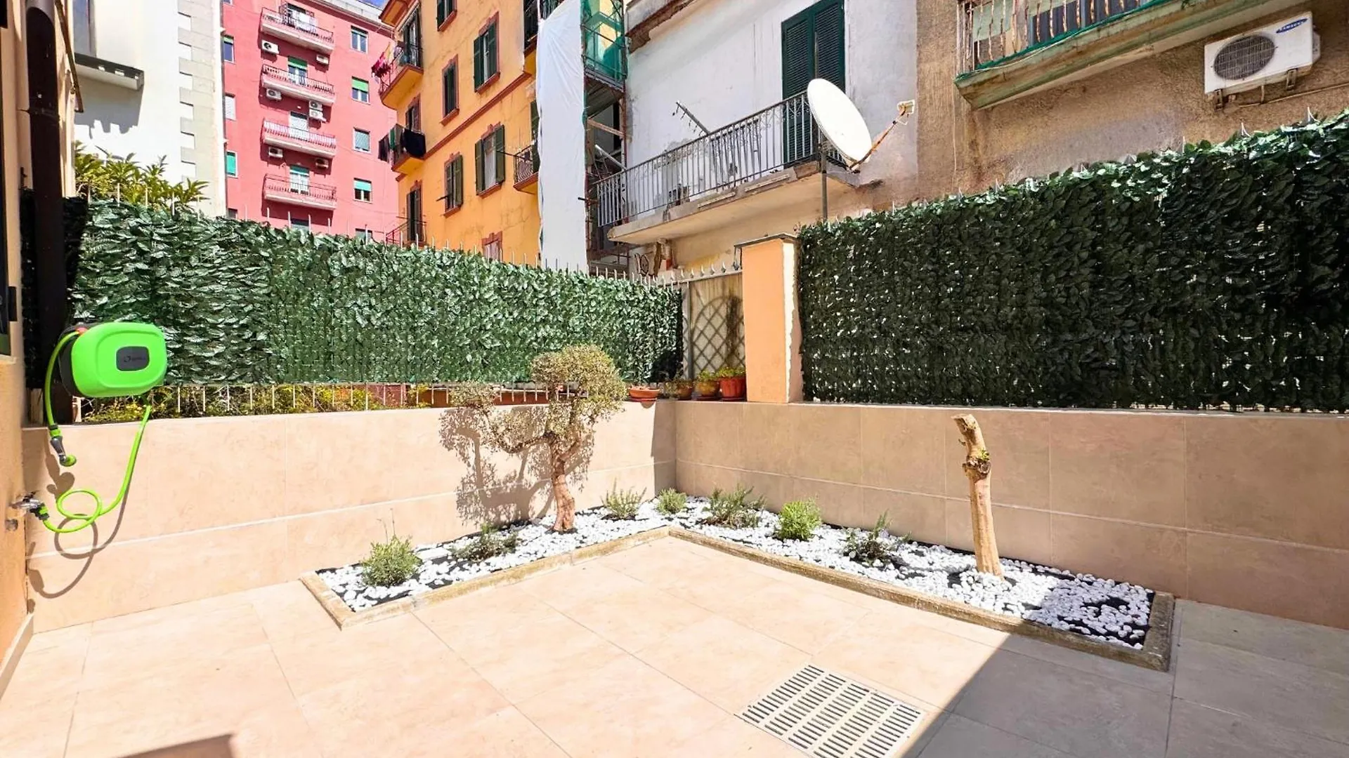 Garden City House Naples Apartment